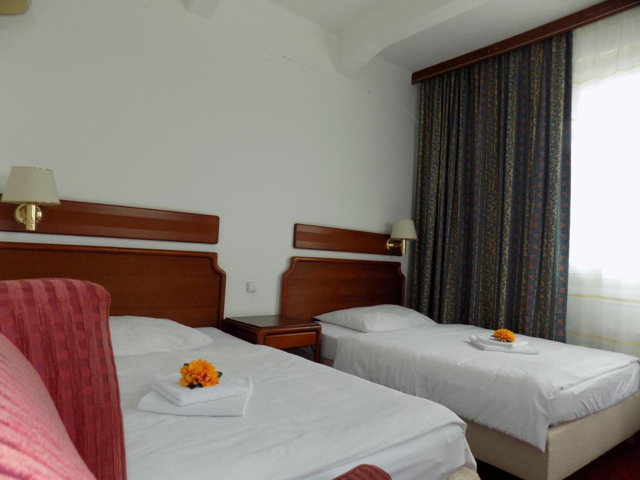 Hotel S-Centrum Decin Zewnętrze zdjęcie